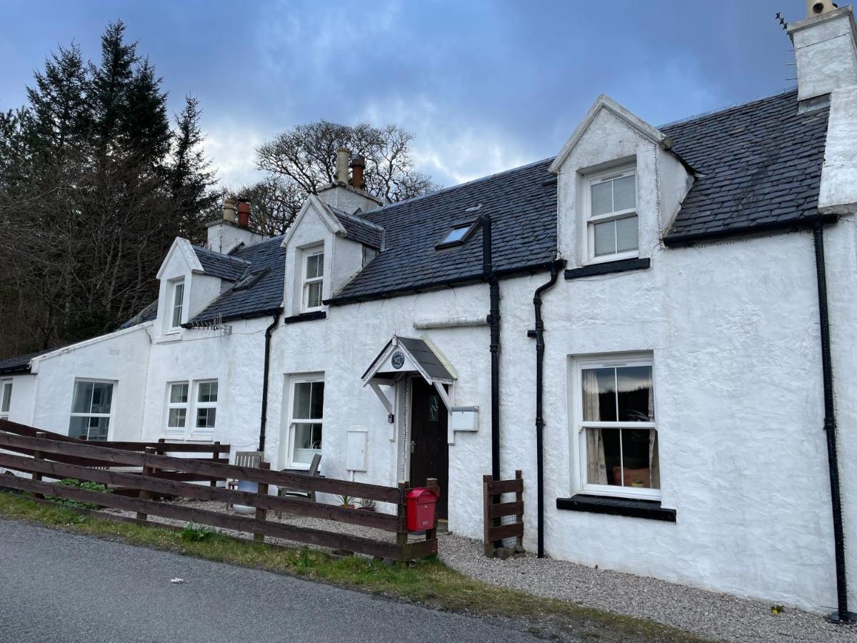 1 Keepers Cottage Skeabost Bridge Isle Of Skye Экстерьер фото